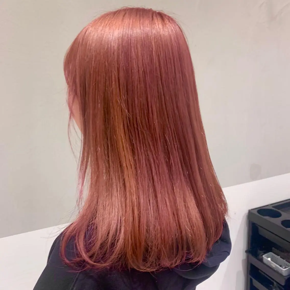 ミディアム カラー ピンクカラー ヘアカラー minami🪷 暖色カラーのヘアスタイル
