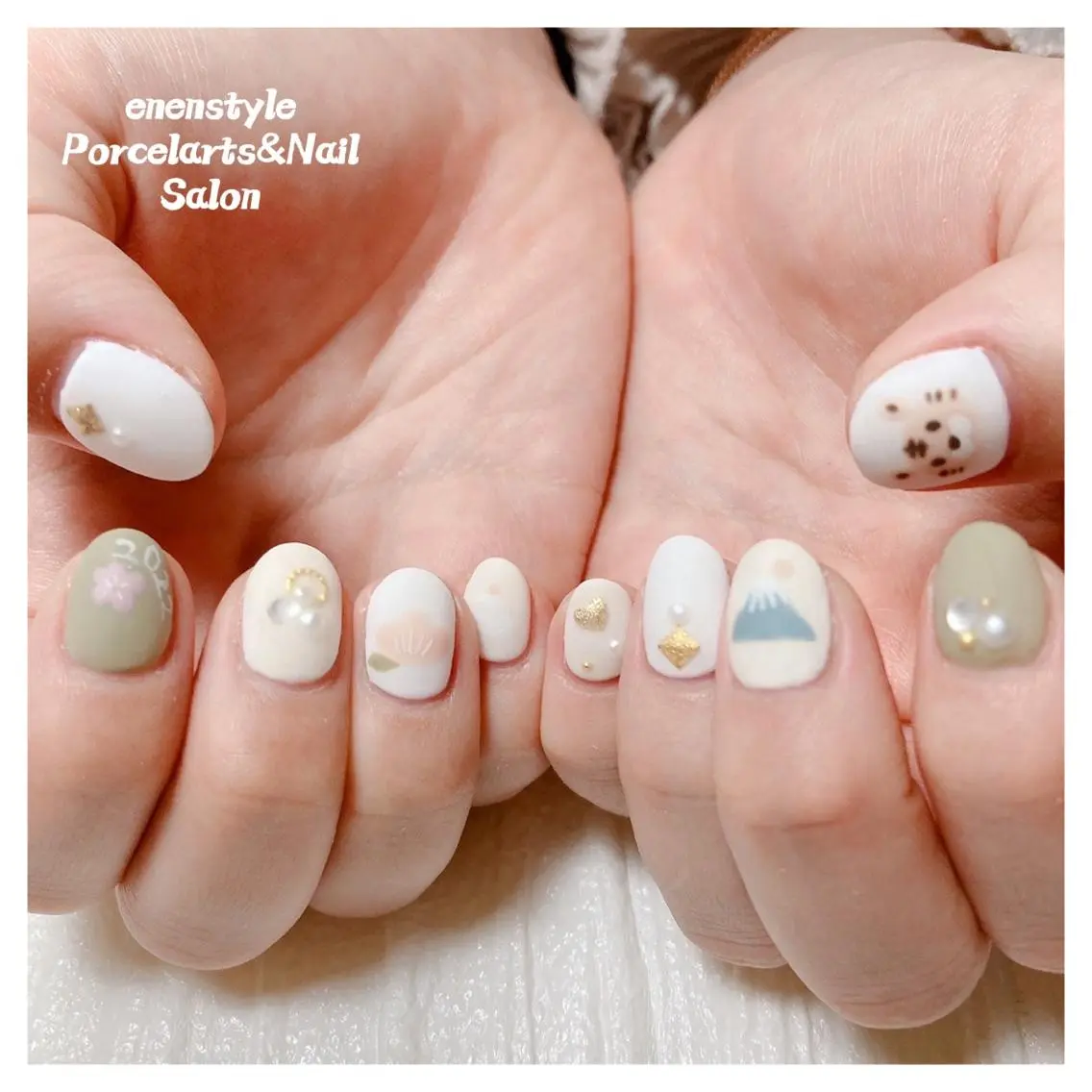 ショート ネイル 🐾enen style 🐾のネイルデザイン