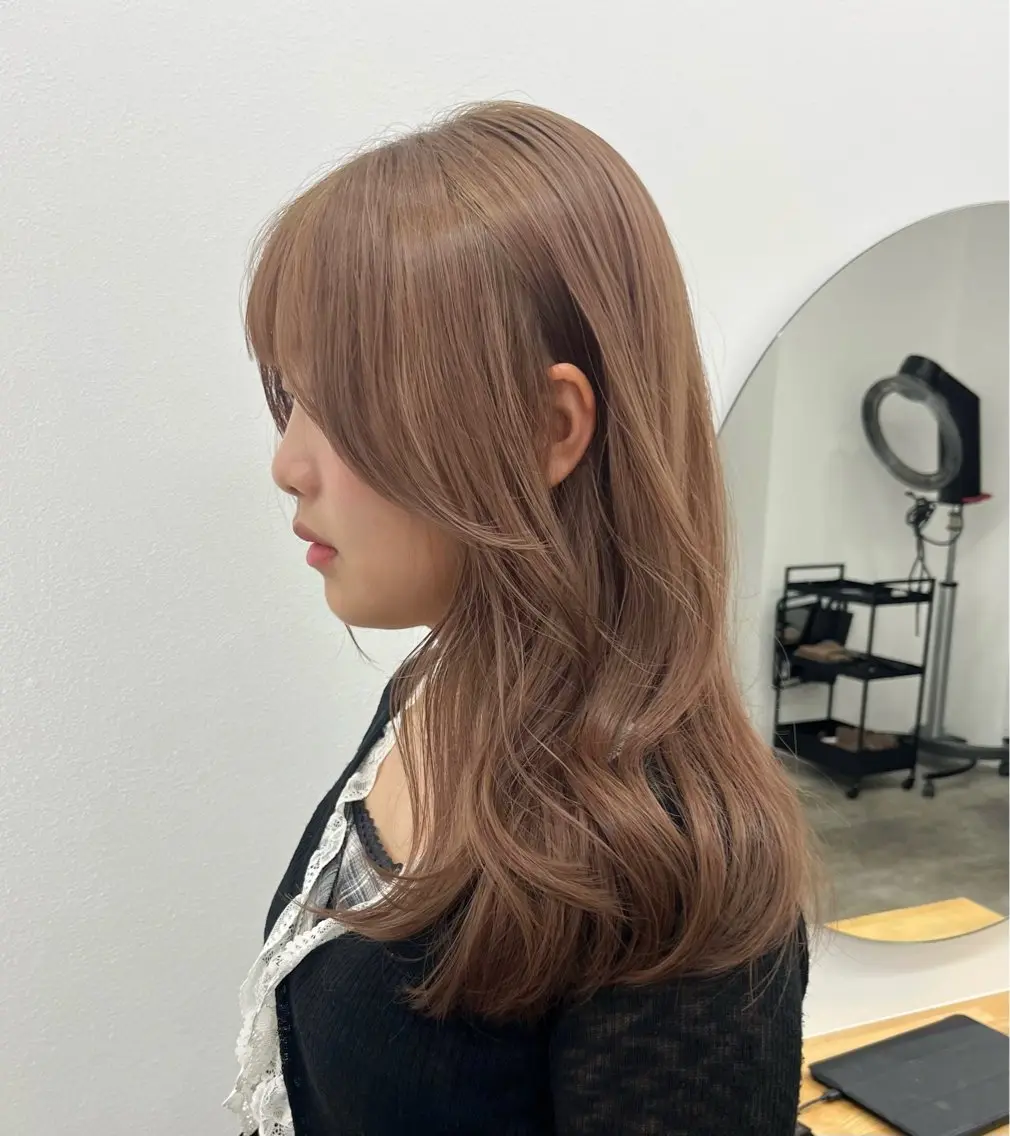 セミロング カラー ヘアカラー トリートメント ベージュ⟡˖レイヤー ˖ ࣪⊹あずきのヘアスタイル