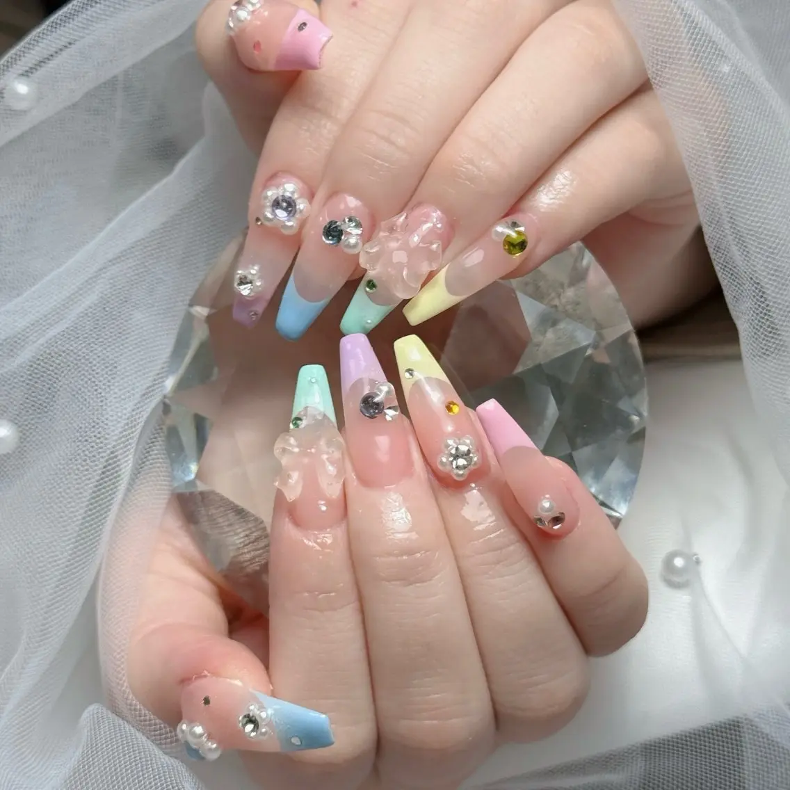 ネイル フットネイル フレンチネイル グラデーション 韓国ネイル ロングネイル ハンドネイル HOT Nail Salonのネイルデザイン