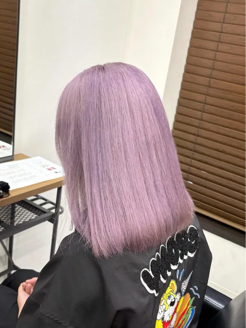 ショート カラー ブリーチ パープルカラー ヘアカラー ENA💗NEXT /ハイトーンエクステのヘアスタイル