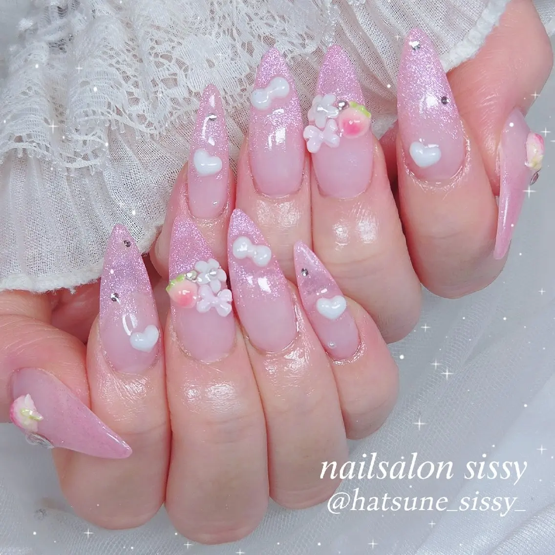 ネイル ガーリー ピンク 夏ネイル ハンドネイル sissy hatsuneのネイルデザイン