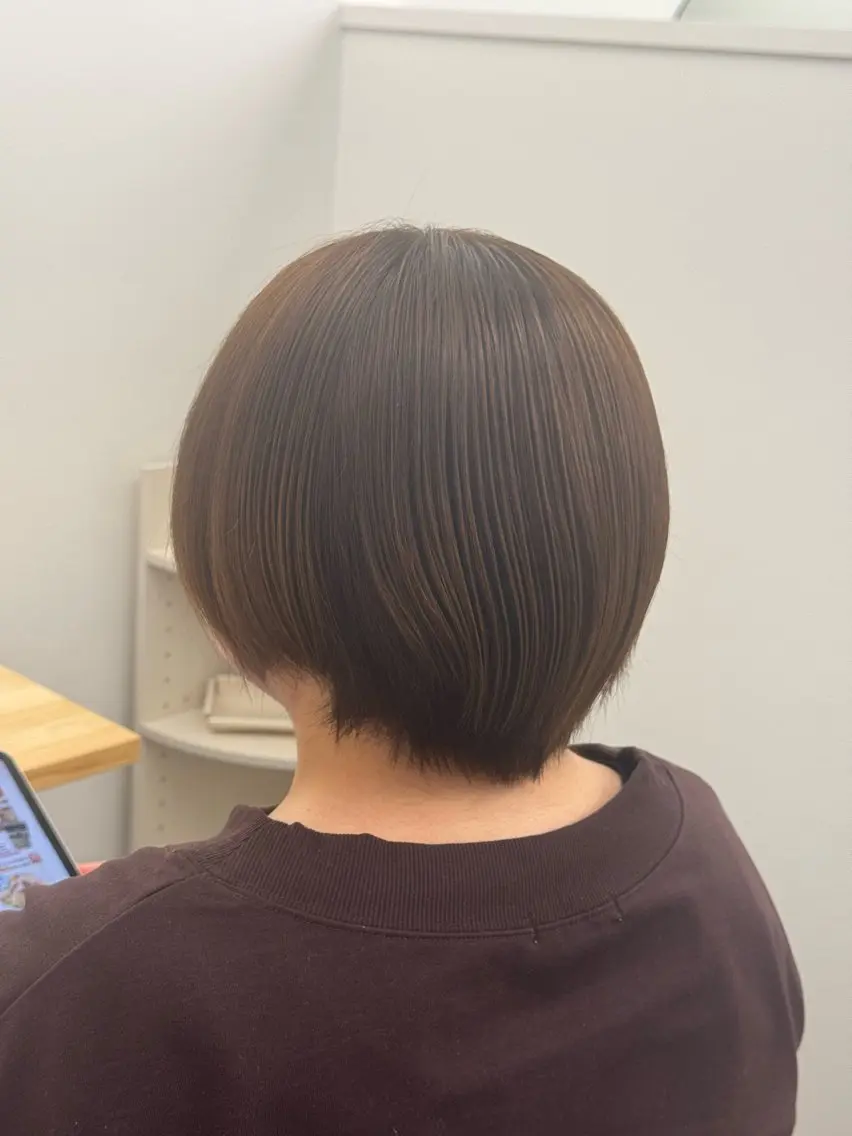 ショート ヘアカラー 松本 桜のヘアスタイル