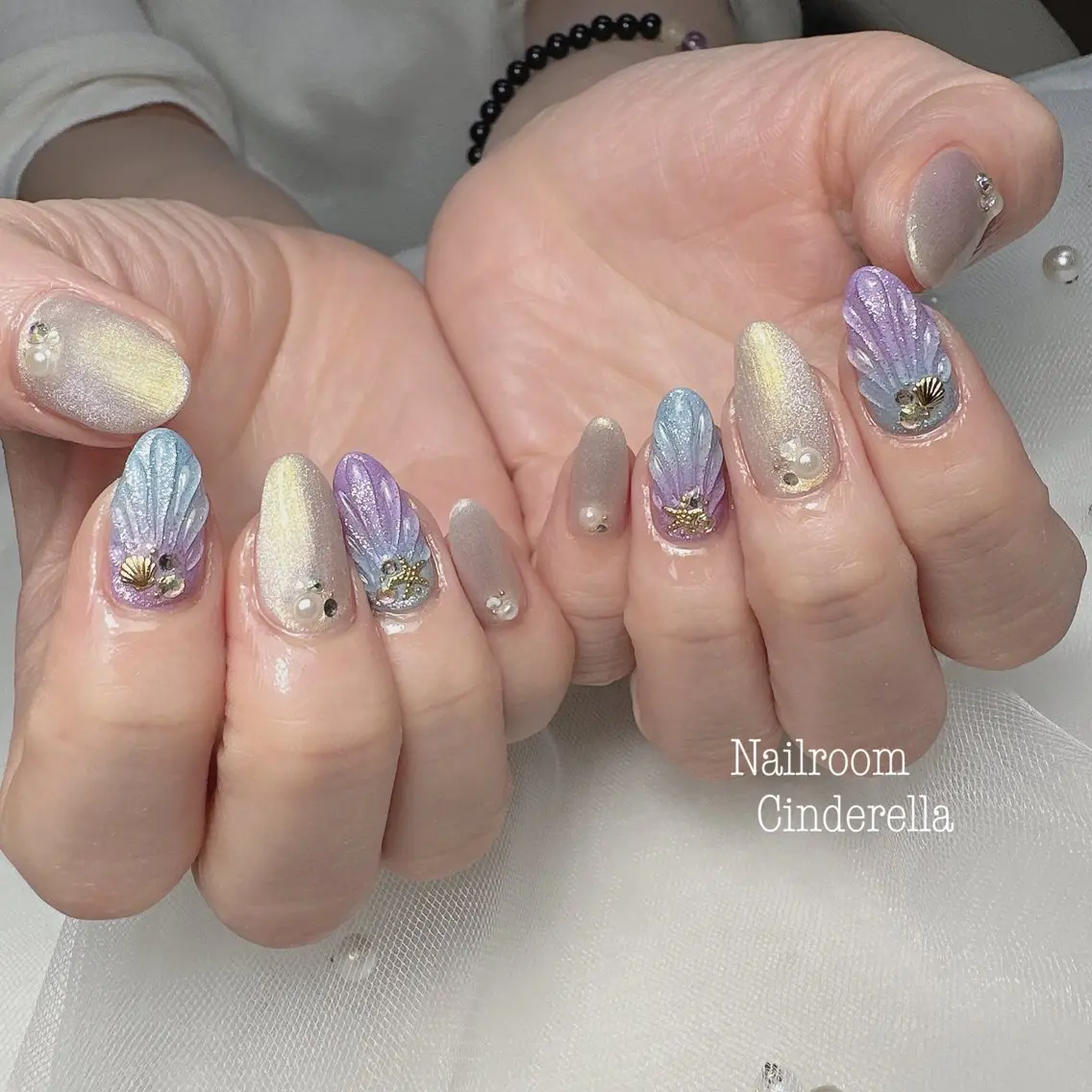ネイル 夏ネイル Nailroom. Cinderellaのネイルデザイン