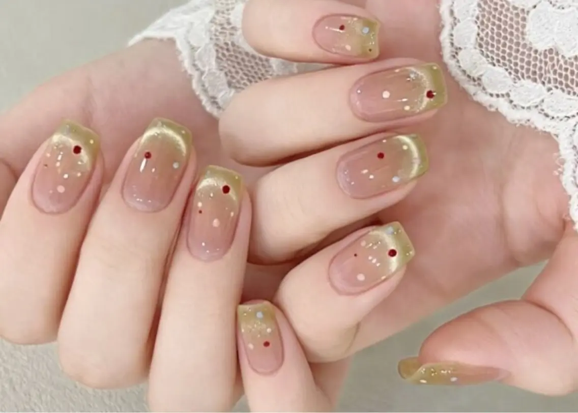 ネイル Lucky nail  小林和希のネイルデザイン