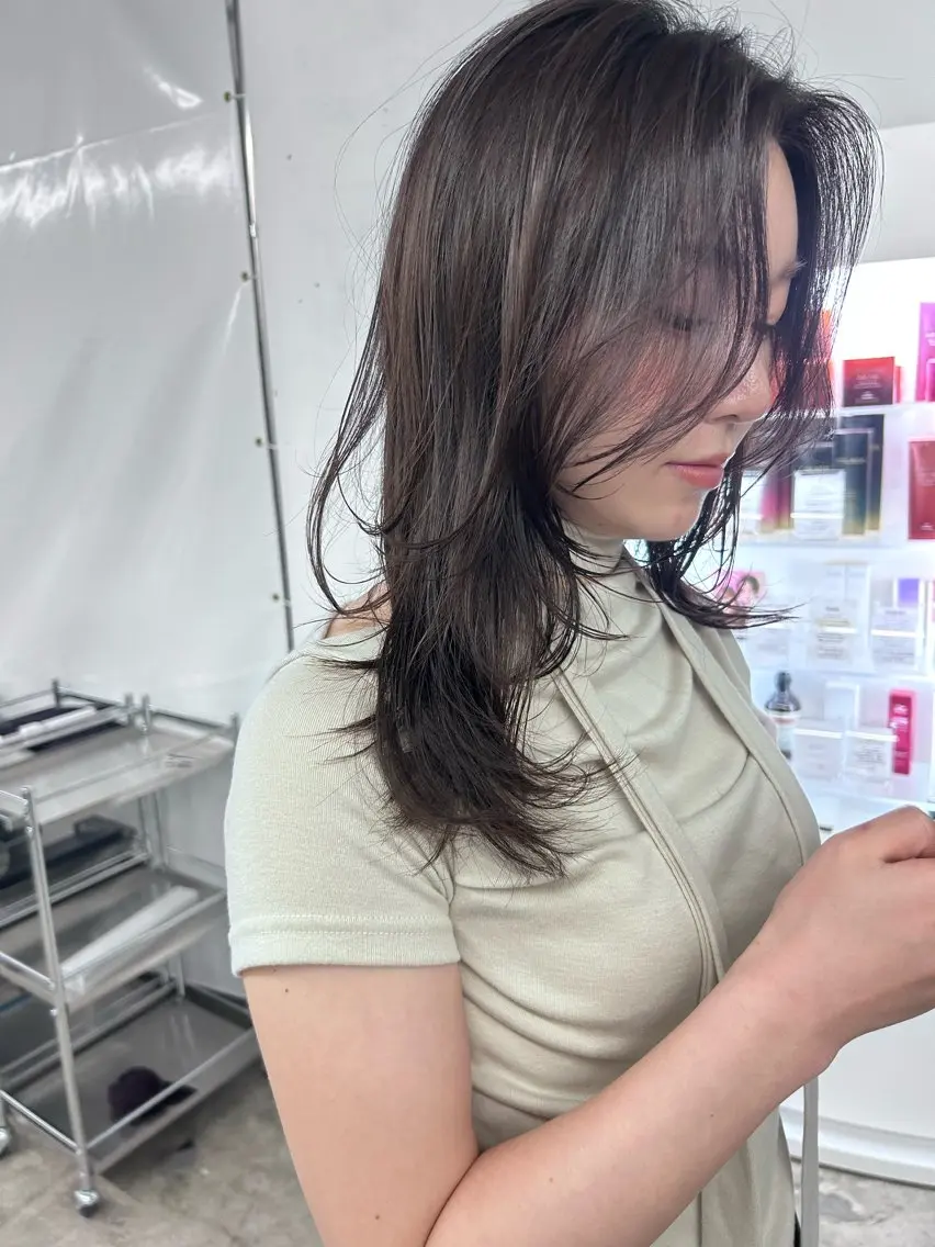 セミロング カット ヘアカラー Pia ツボイ ケイタのヘアスタイル