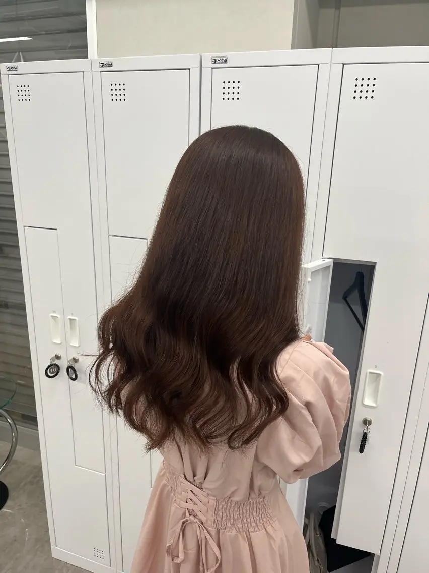 ロング 奥野JAPAN🌈 艶髪カラーのヘアスタイル