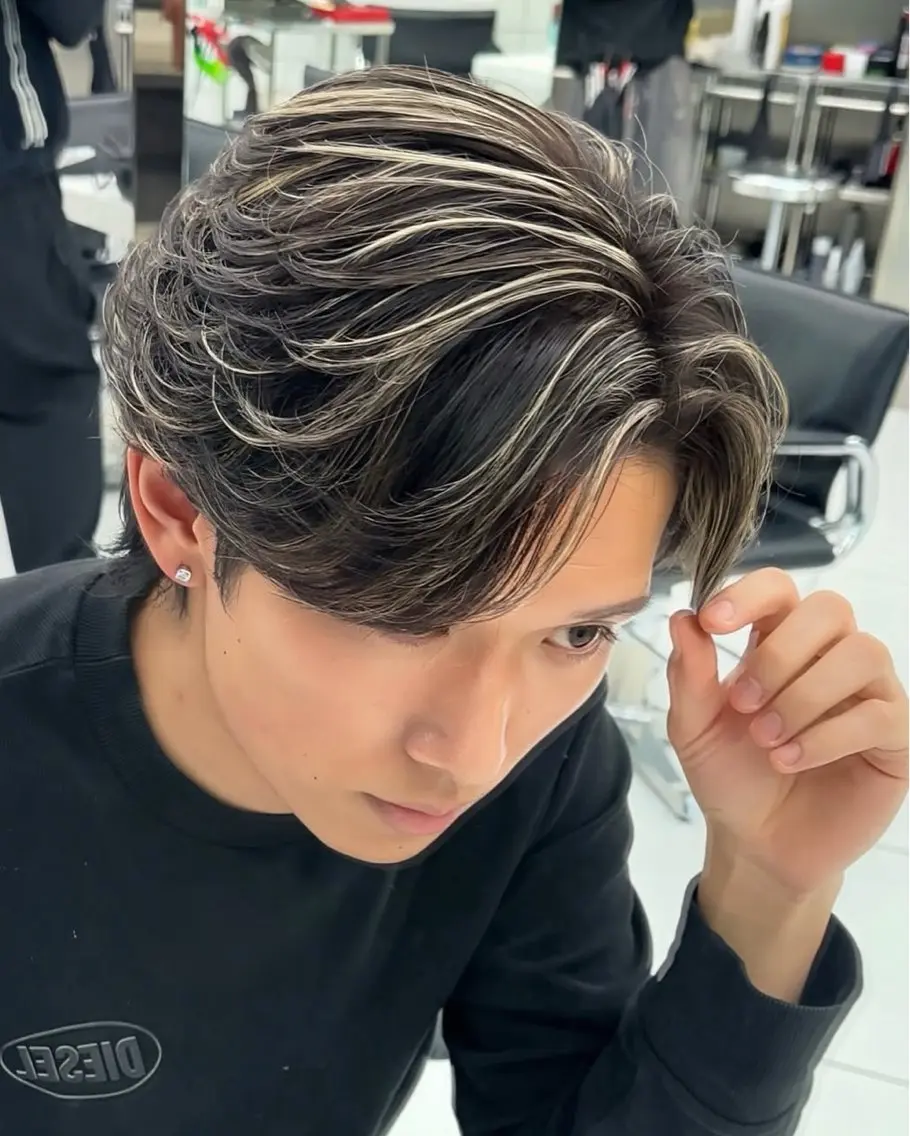 【先着一名様限定価格】カット＋メッシュキャップハイライト🔥選べるトリートメント付き💎の写真