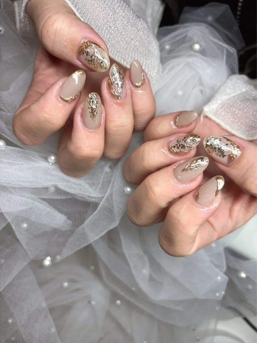 ネイル アートネイル ラメ(グリッター) ミラーネイル happiness nailのネイルデザイン