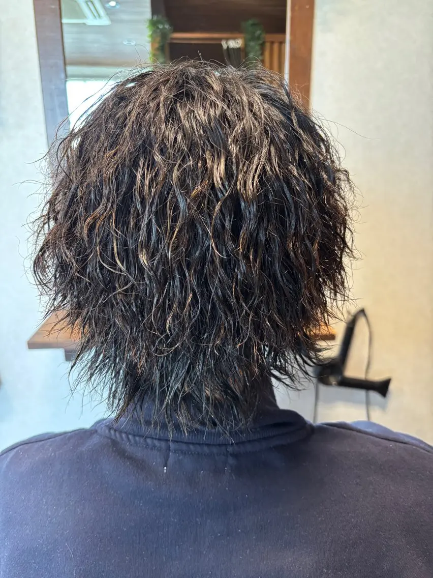 ショート パーマ ヘッドスパ リレイス 伊藤愛斗のヘアスタイル