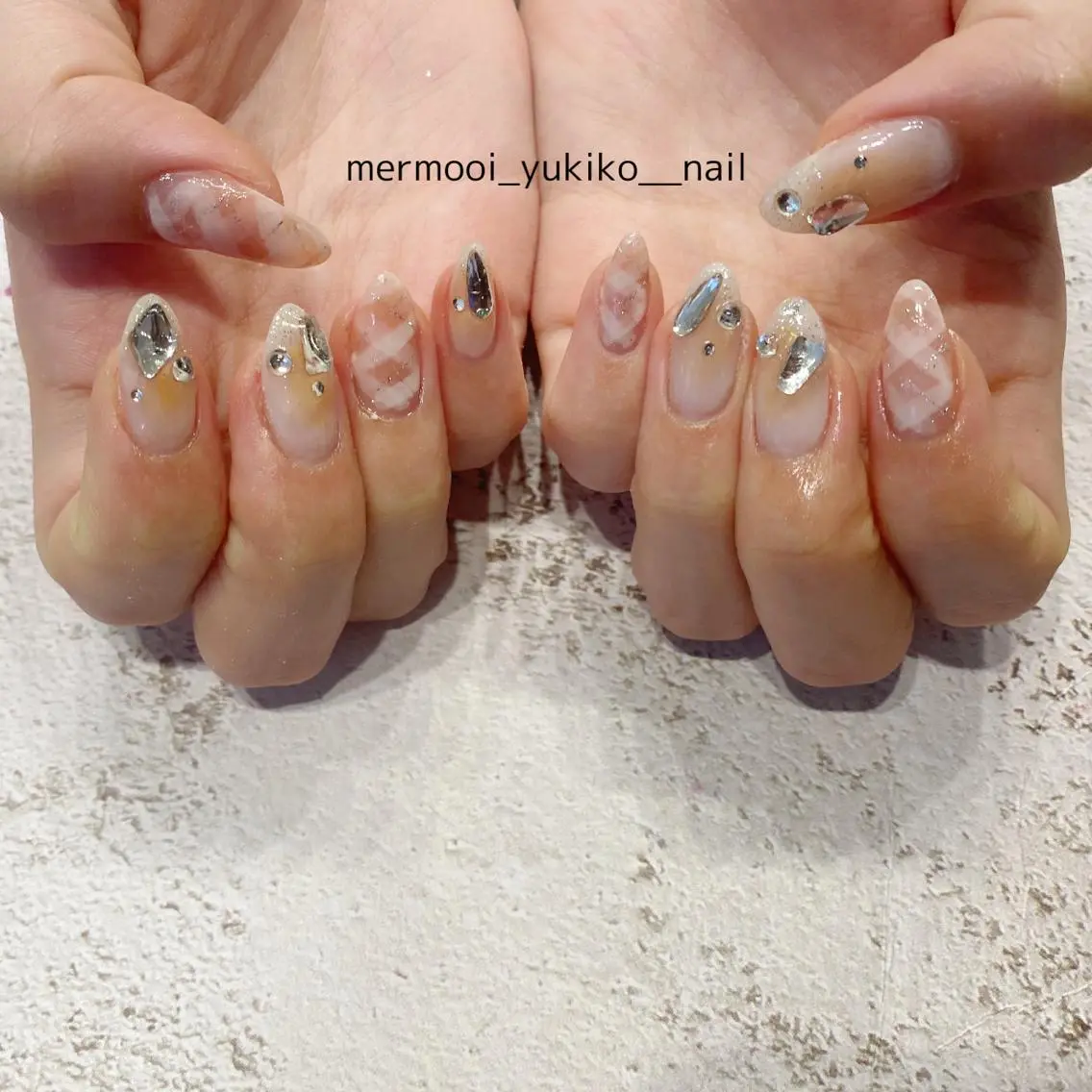 ネイル チークネイル 韓国ネイル オレンジ ネイルチップ ワンホンネイル mermooi nailのネイルデザイン