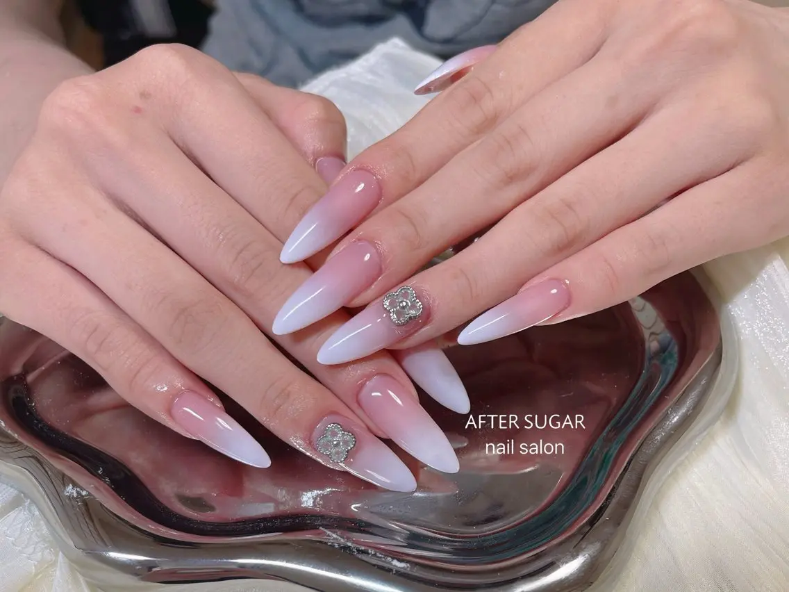 ネイル ハンドネイル AfterSugar NailSlonのネイルデザイン