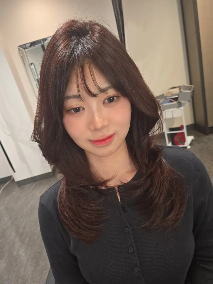 ロング 韓国風ヘア レイヤーカット カット LEE HANAのヘアスタイル