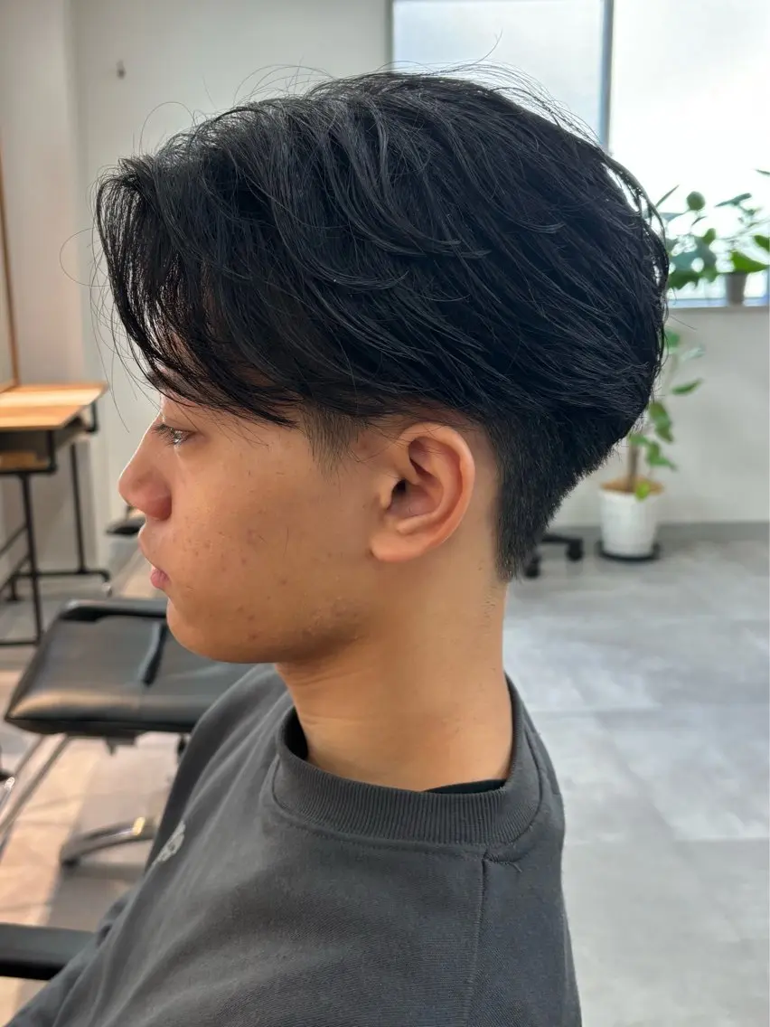 パーマ メンズ メンズパーマ ニュアンスパーマ 保立フェザーパーマ 大人メンズヘア船橋駅のヘアスタイル