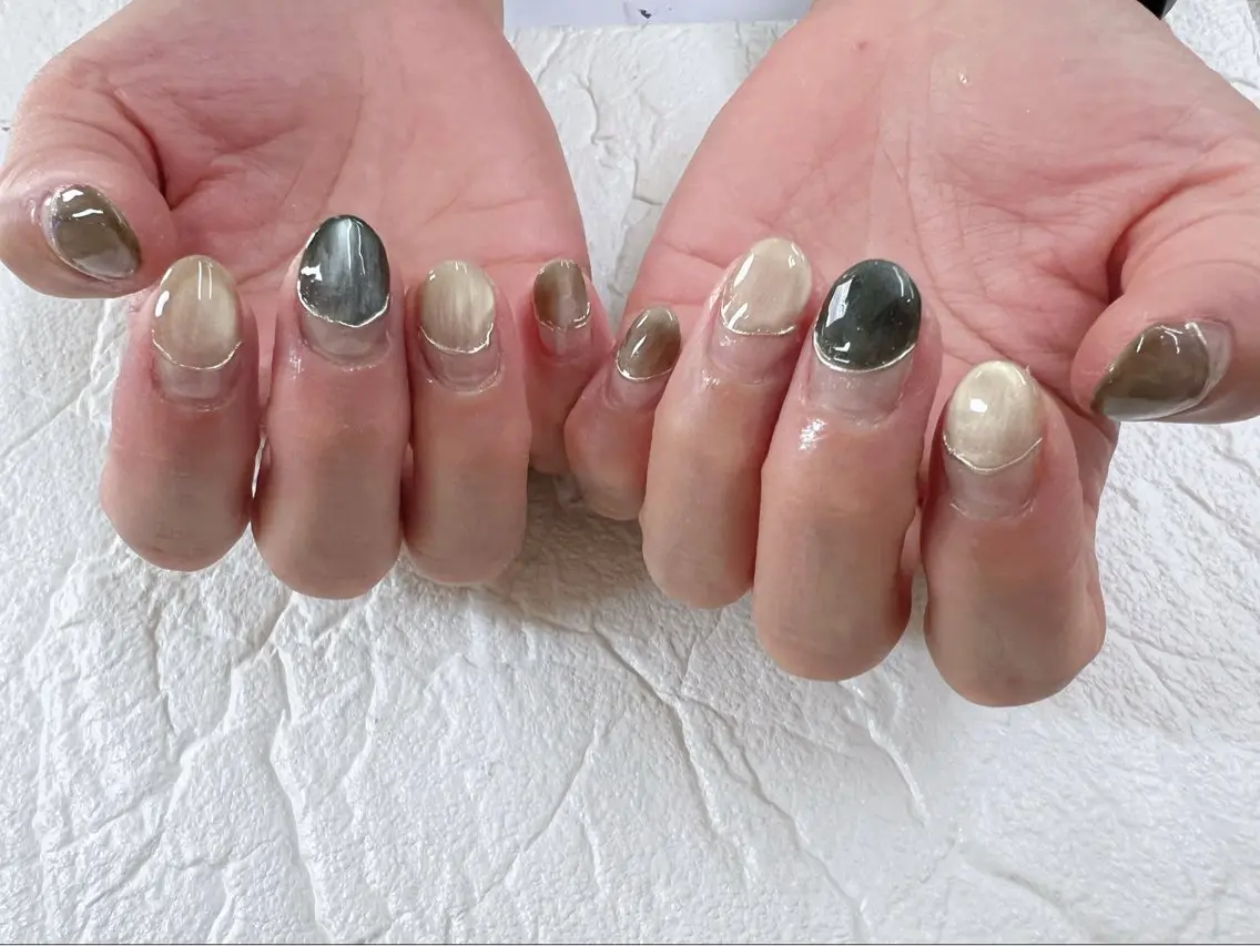 ネイル フレンチネイル マグネットネイル マグネットフレンチ CARIS nailはづきのネイルデザイン