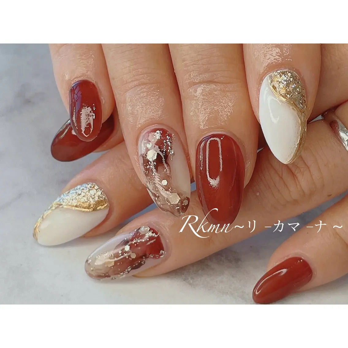 ネイル アートネイル ボルドー ラメ(グリッター) ミラーネイル ニュアンスネイル ハンドネイル フットネイル ハンドケア Rkmn ~リ-カマ-ナ~のネイルデザイン