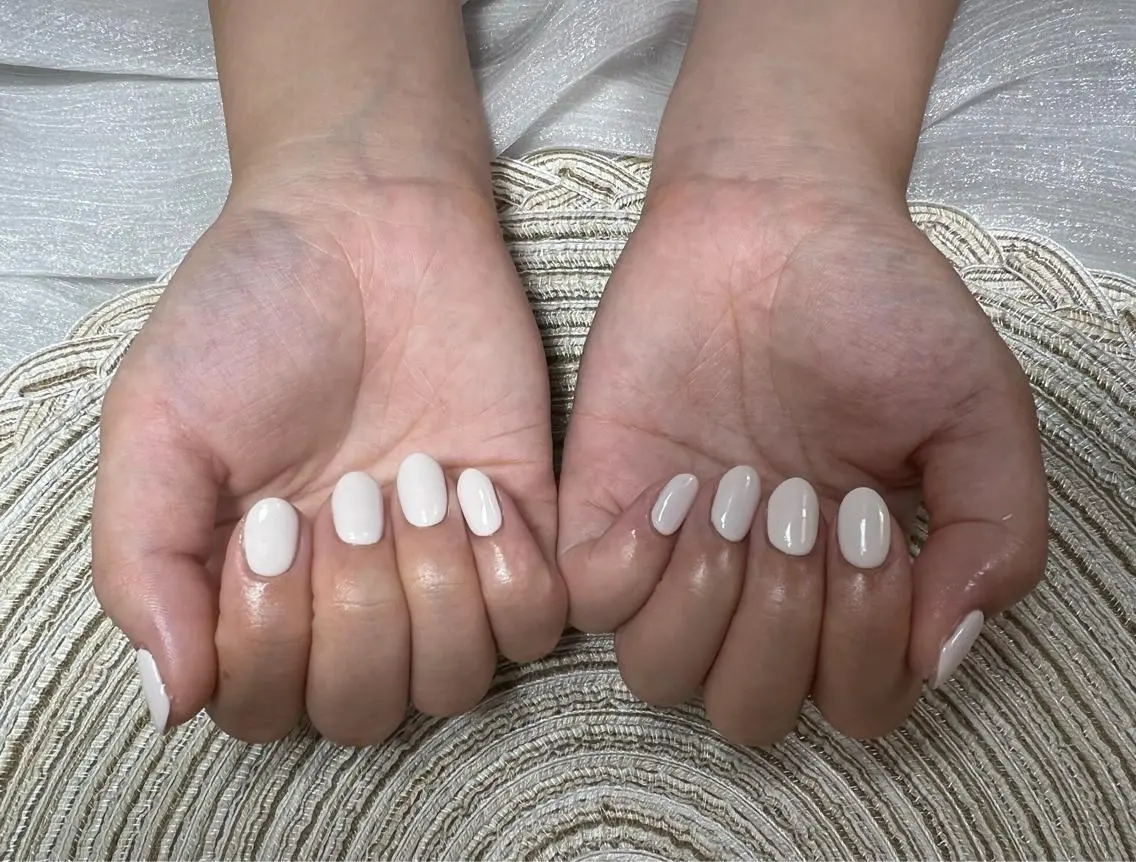 ネイル Una ☀️☀️のネイルデザイン