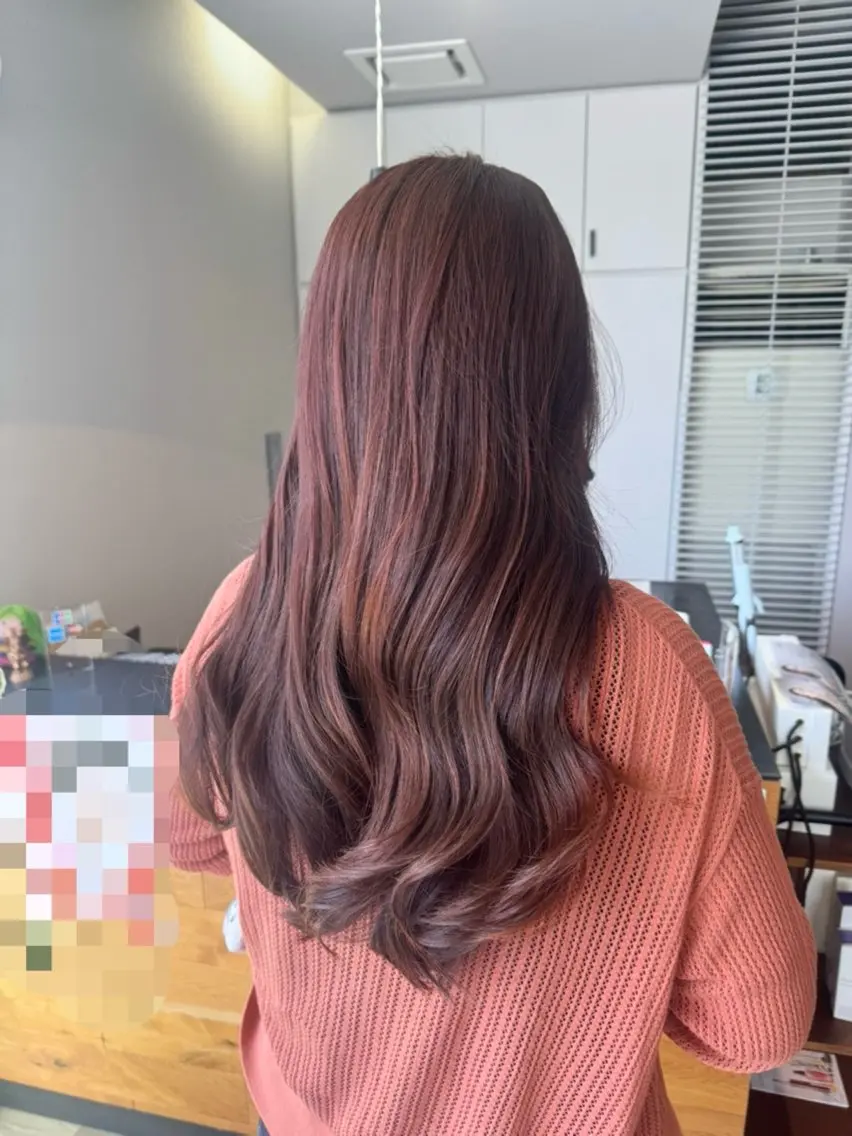 ロング カラー オレンジ オレンジピンク ピンクカラー ヘアカラー トリートメント ツキダテ ユイのヘアスタイル
