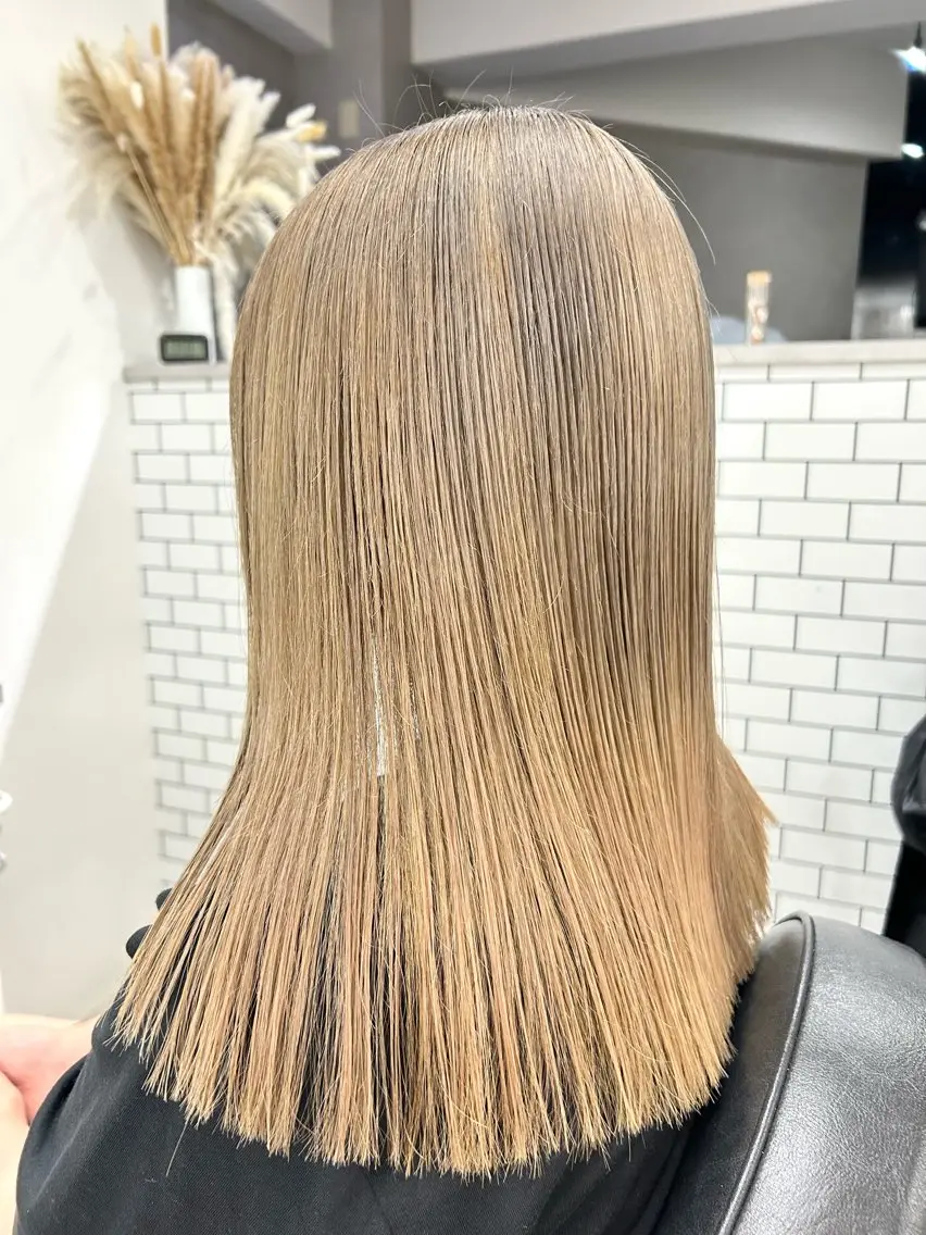 【✨✨ケアブリーチ✨✨】ケアブリーチ×イルミナカラー×1stepトリートメント（メッセージにて．カット追加出来ます◎）の写真