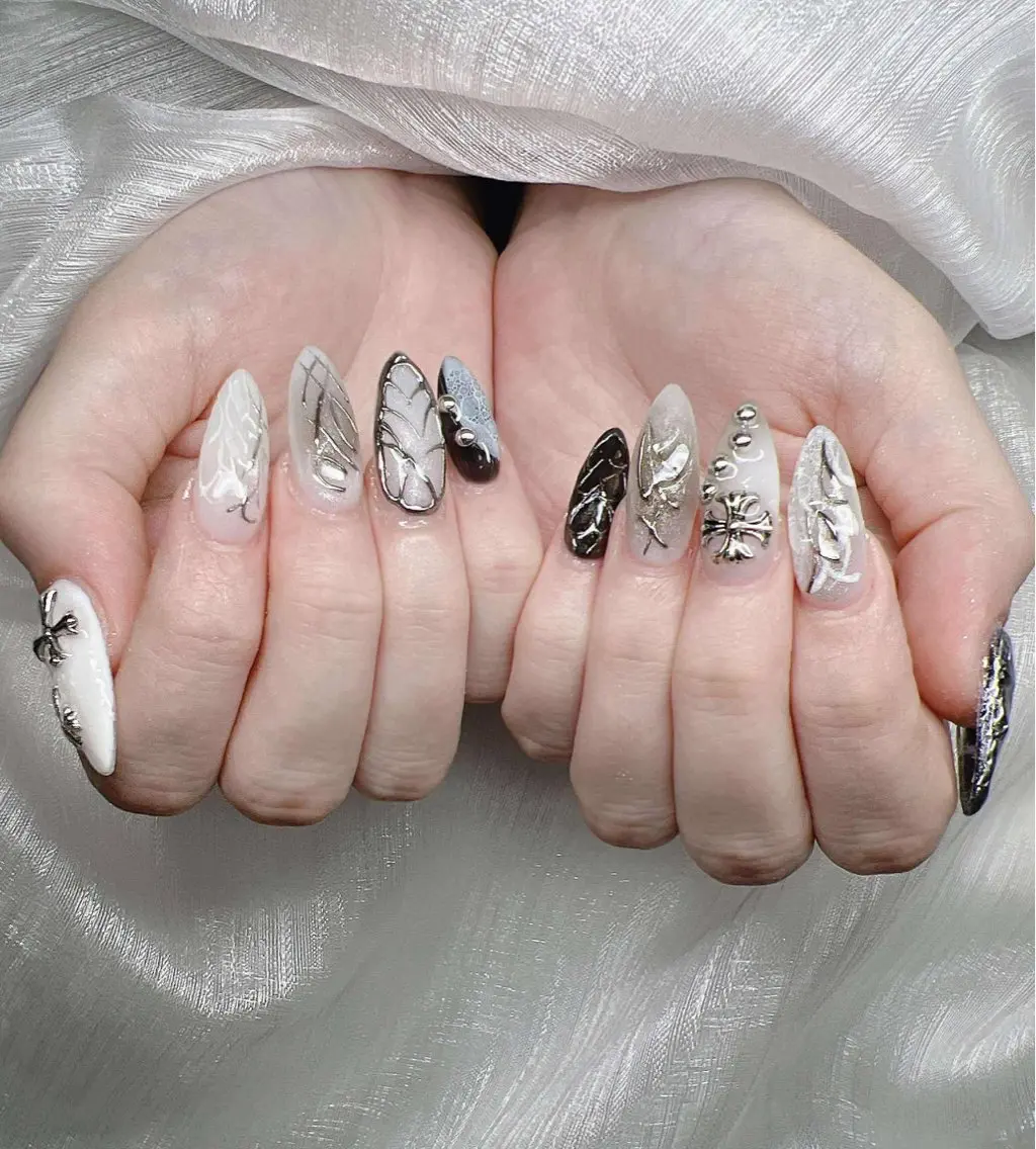 ネイル ハンドネイル Lee Nailsのネイルデザイン