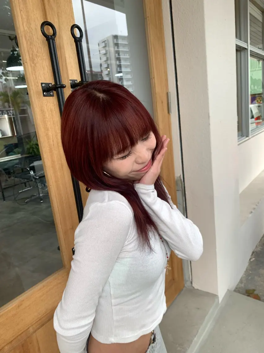 カラー Niina→ anan AVEDAのヘアスタイル