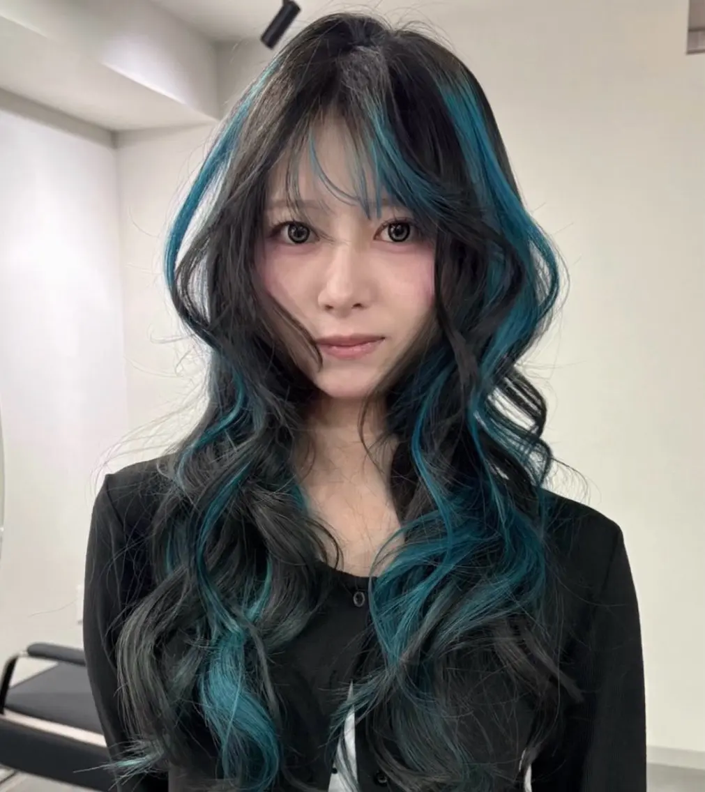 セミロング カラー ヘアアレンジ ヘアカラー 🌈【🎀ヘアデザイ ナー🎀】✨ノン✨のヘアスタイル