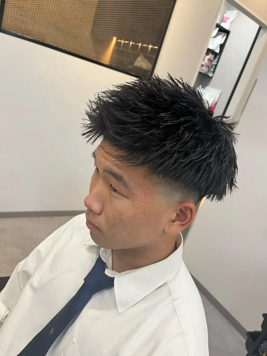 ショート ヘアアレンジ メンズ フェードカット スキンフェード カット men'slapis YUTOのヘアスタイル