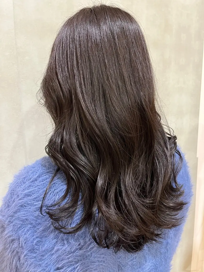 ロング カラー 林 和香菜のヘアスタイル