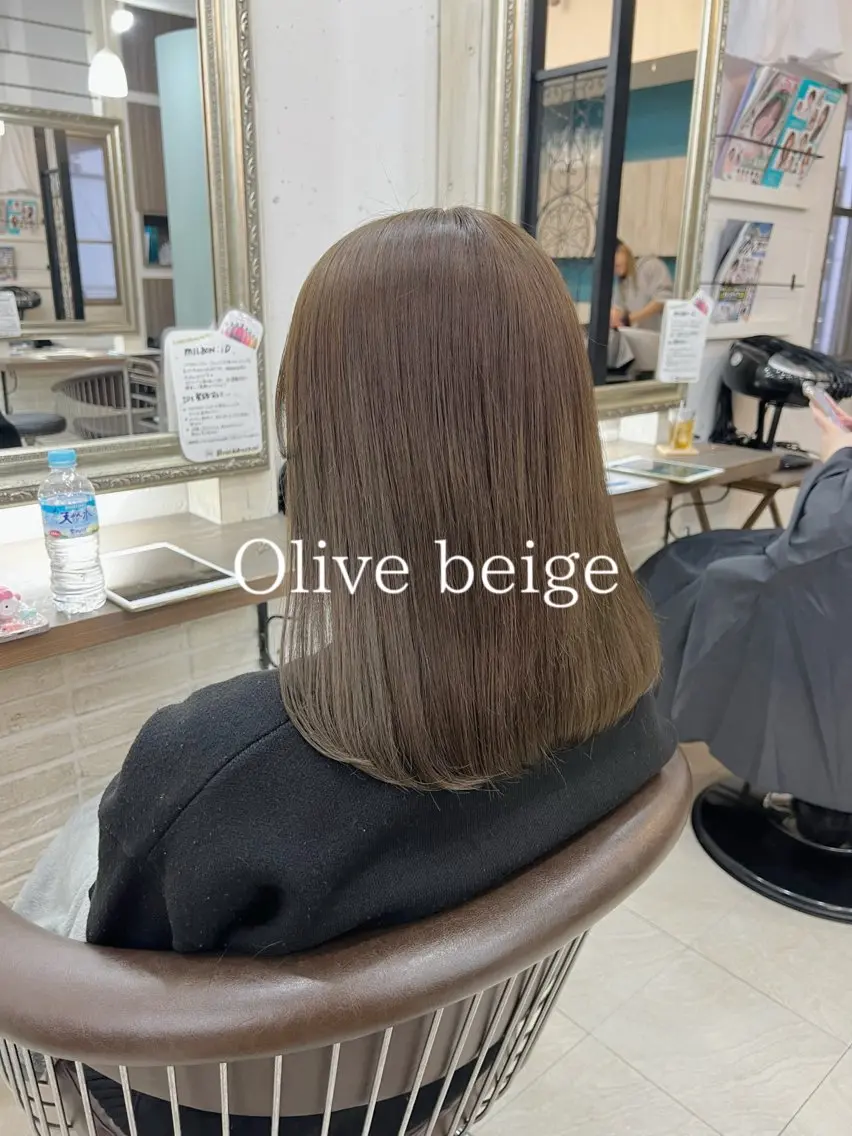 ミディアム カット ヘアカラー トリートメント ブリーチなし透明感 カラー|レイヤーのヘアスタイル