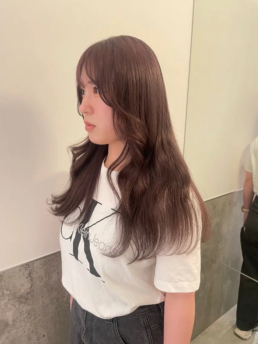 ロング カラー ヘアアレンジ ベージュカラー ブリーチ ラベンダーカラー ラベンダーベージュ ミルクティーベージュ 憧れの艶ハイトーンへ 🌙サイダサキのヘアスタイル