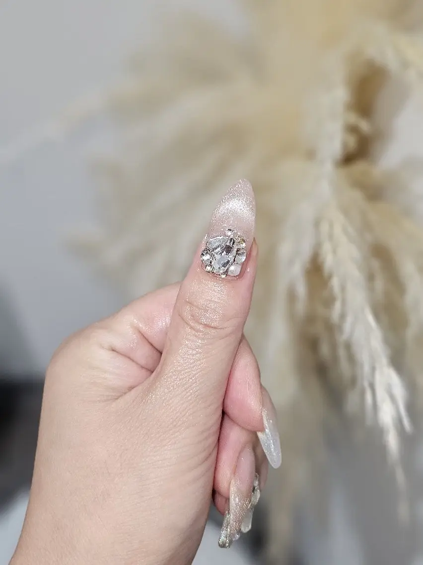ネイル Ra: Nail   라: 네일のネイルデザイン