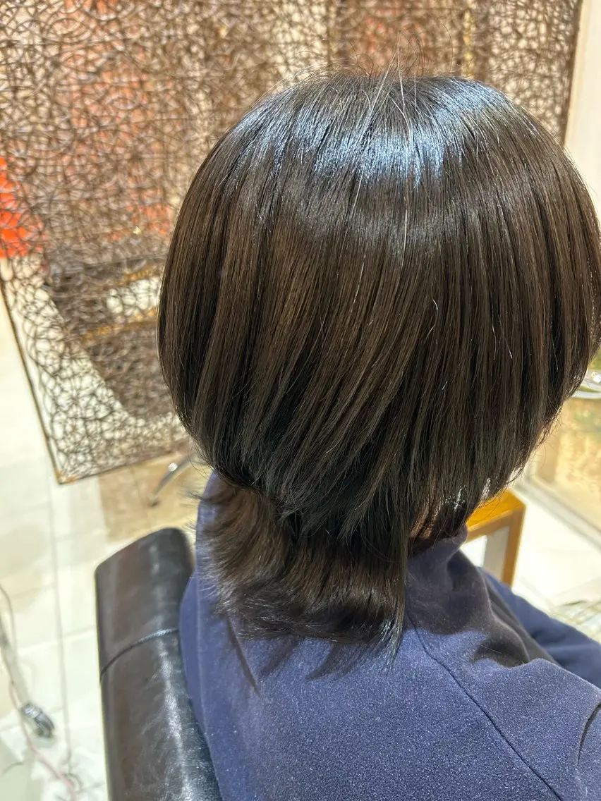 ミディアム ボブ ウルフカット 武藤 夕菜のヘアスタイル