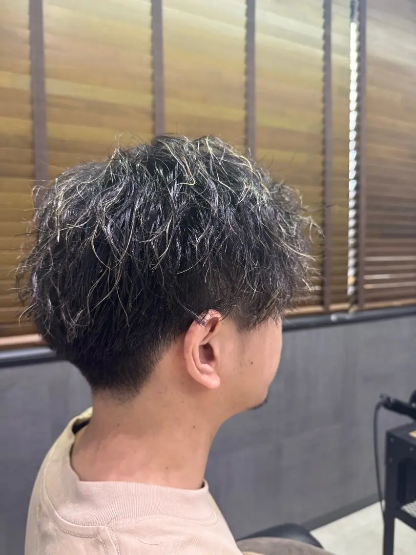 ショート メンズ メンズスタイリスト ティアラ👑のヘアスタイル