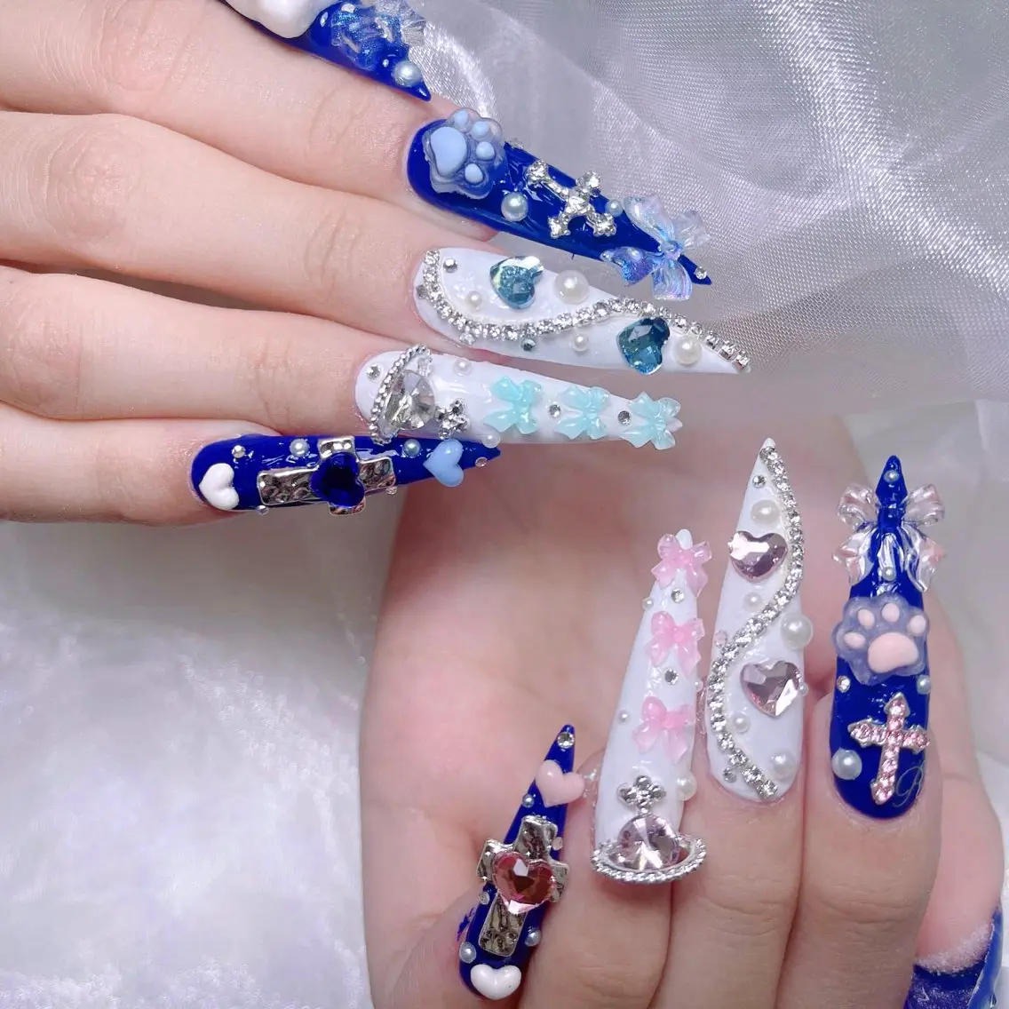 ネイル 成人式 ロングネイル マグネットネイル 大理石ネイル(マーブル) リボン ハンドネイル MoMoA Nail ネイル長さ出し専門店のネイルデザイン