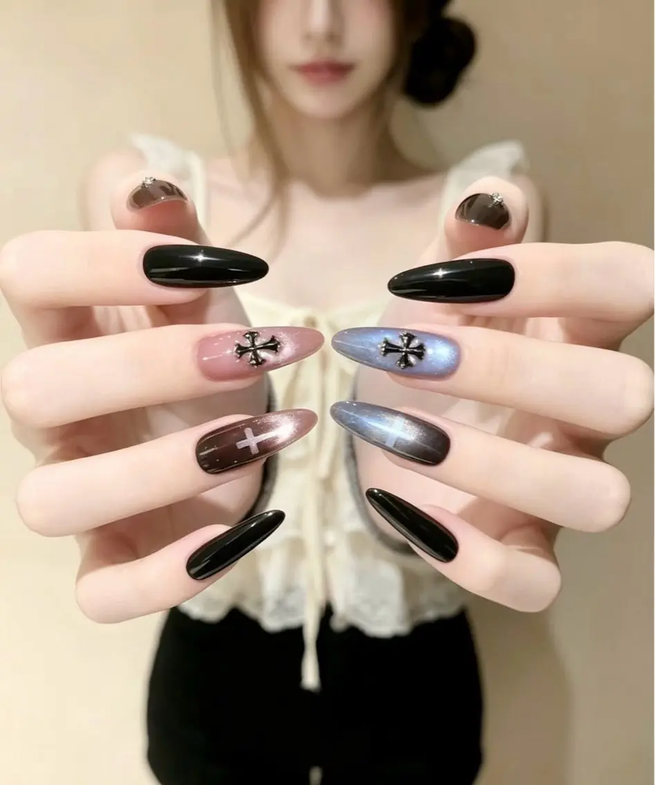ネイル ジェルネイル マグネットネイル ハンドネイル YUKI NAILのネイルデザイン