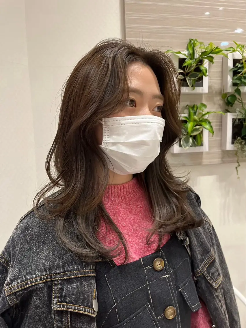 ロング ロングレイヤー レイヤーカット ロング カット 池田 翔元のヘアスタイル