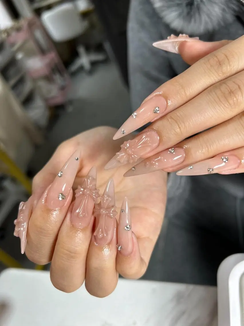 ネイル ハンドネイル Swan Nail Salonのネイルデザイン
