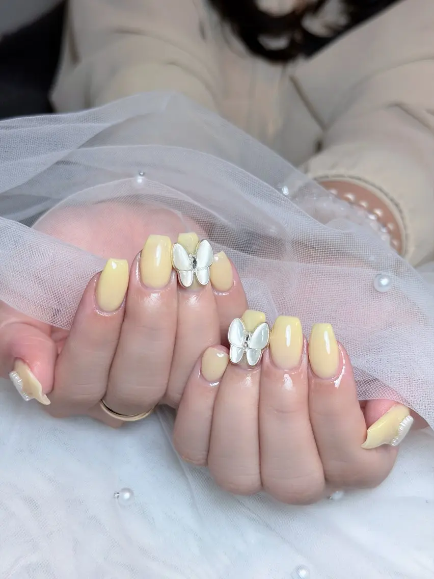 ネイル オーロラネイル ボルドー ブラウン 氷ネイル・うるうるネイル キラキラネイル ハンドネイル Julli NailStudioのネイルデザイン