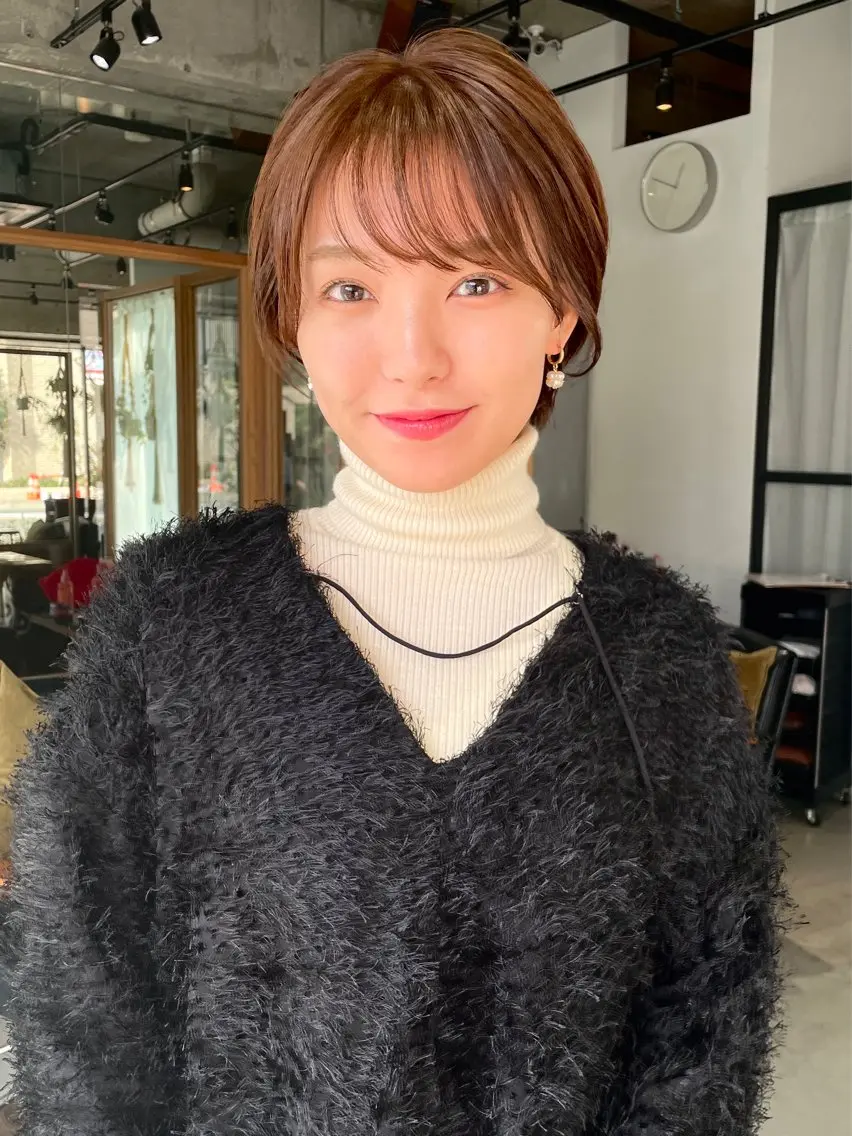 ショート カラー カット ヘアカラー トリートメント FERIA池田 田岡啓佑のヘアスタイル