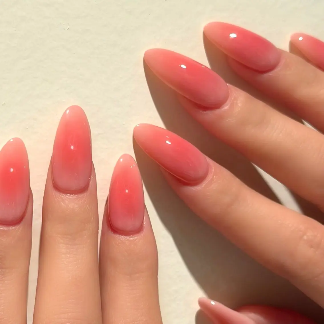 ネイル 池袋Uni nail 上品シンプルデザインのネイルデザイン