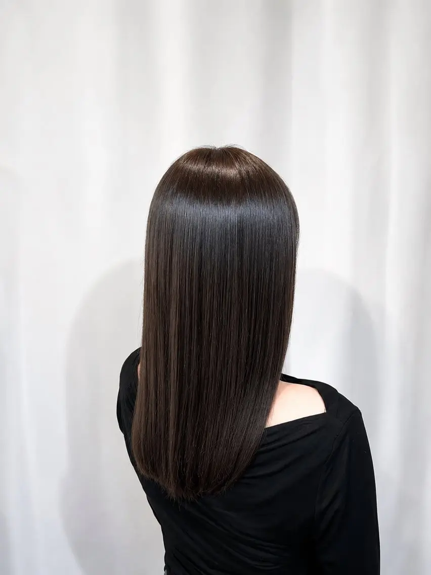 【透明感カラー✨️】カット＋イルミナカラー＋Aujuaトリートメントの写真