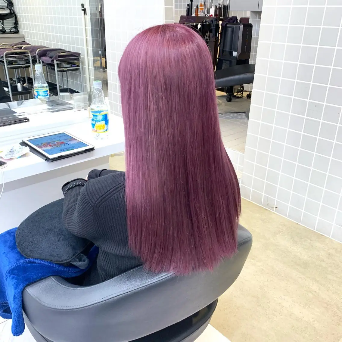 セミロング カラー ヘアアレンジ 🩵 JURI🩵のヘアスタイル
