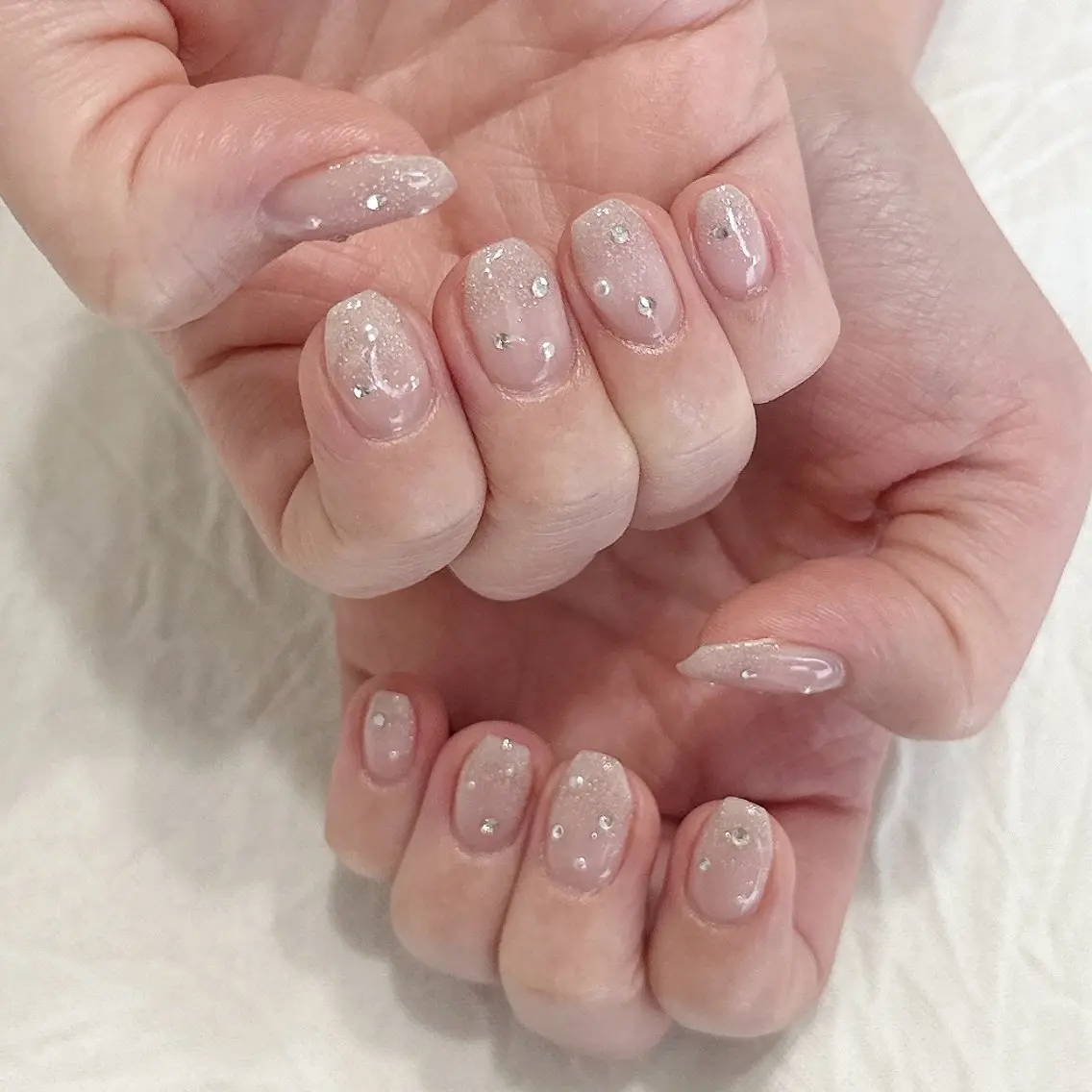 ネイル ジェルネイル グラデーション ラメ(グリッター) オフィスネイル ピンク ハンドネイル peaberry nailのネイルデザイン