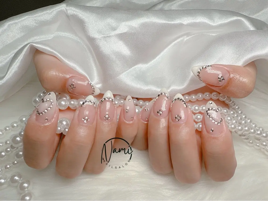 ネイル ガーリー 韓国ネイル ロングネイル 持ち込み ハンドネイル Nami nail salonのネイルデザイン