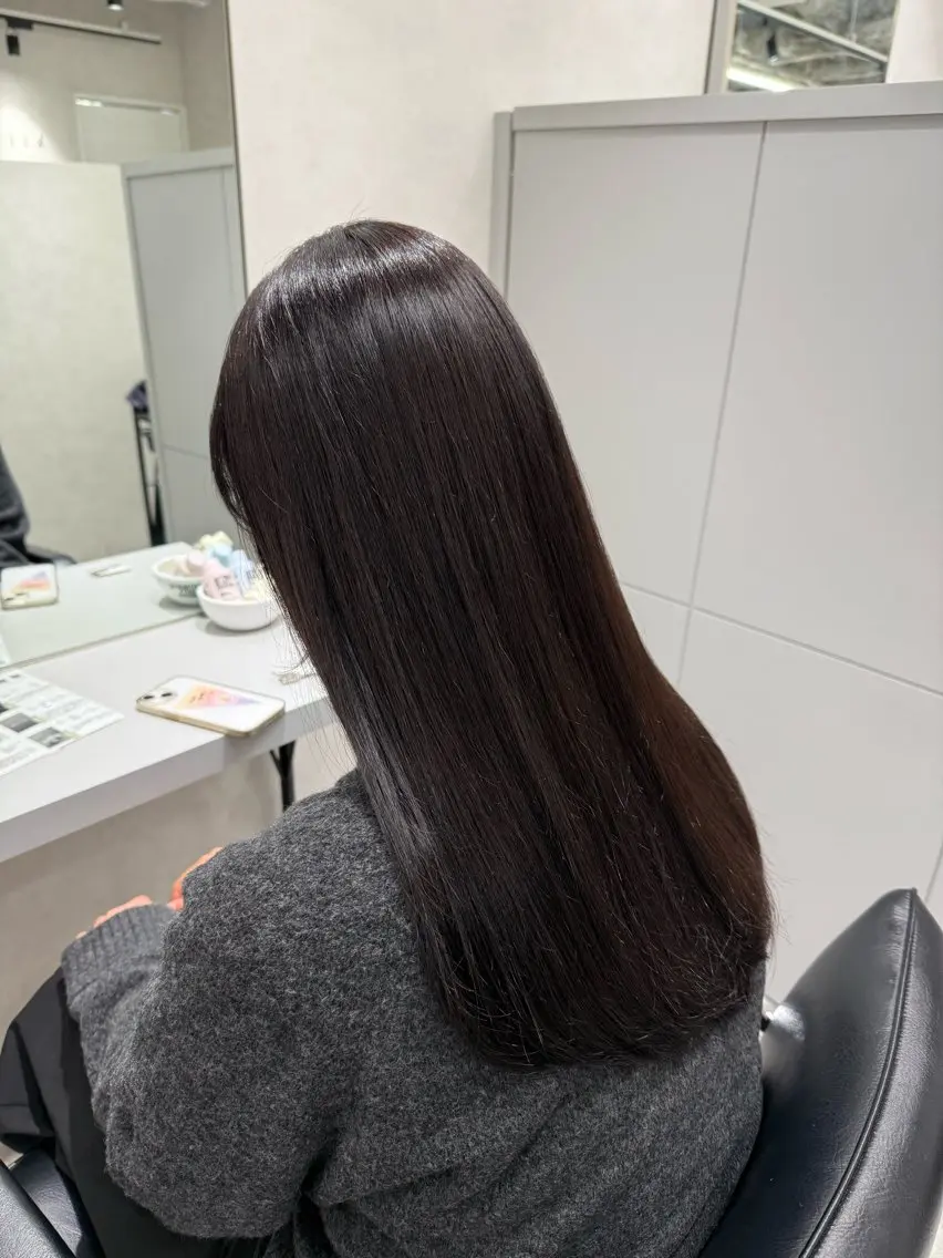 🪞カット＋縮毛矯正+サラツヤトリートメントの写真
