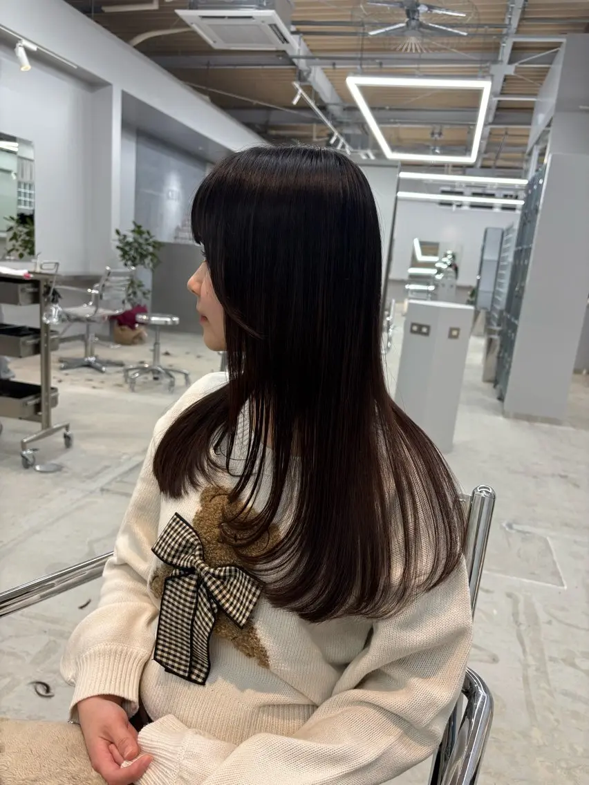 ロング レイヤーカット M Y Uのヘアスタイル
