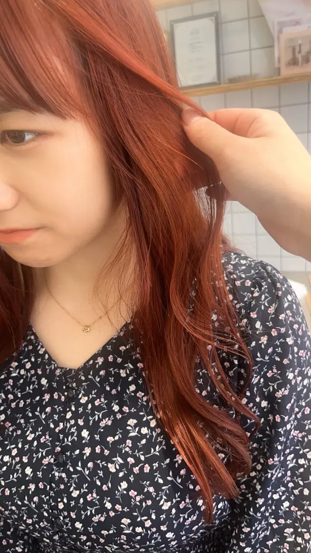 ロング カラー ブリーチ 新宿 似合わせカラー HINAのヘアスタイル