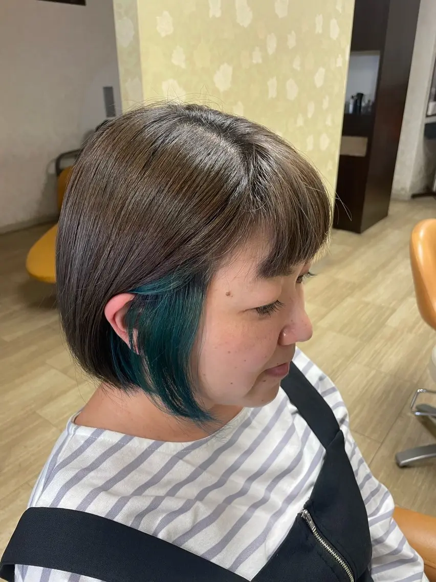 ショート カラー カット ヘアカラー 徳留 もも花のヘアスタイル
