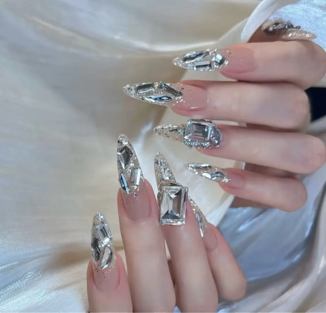 ネイル アートネイル ジェルネイル 韓国ネイル ニュアンスネイル シンプルネイル ハンドネイル ハンドケア Anna Melia Nailのネイルデザイン