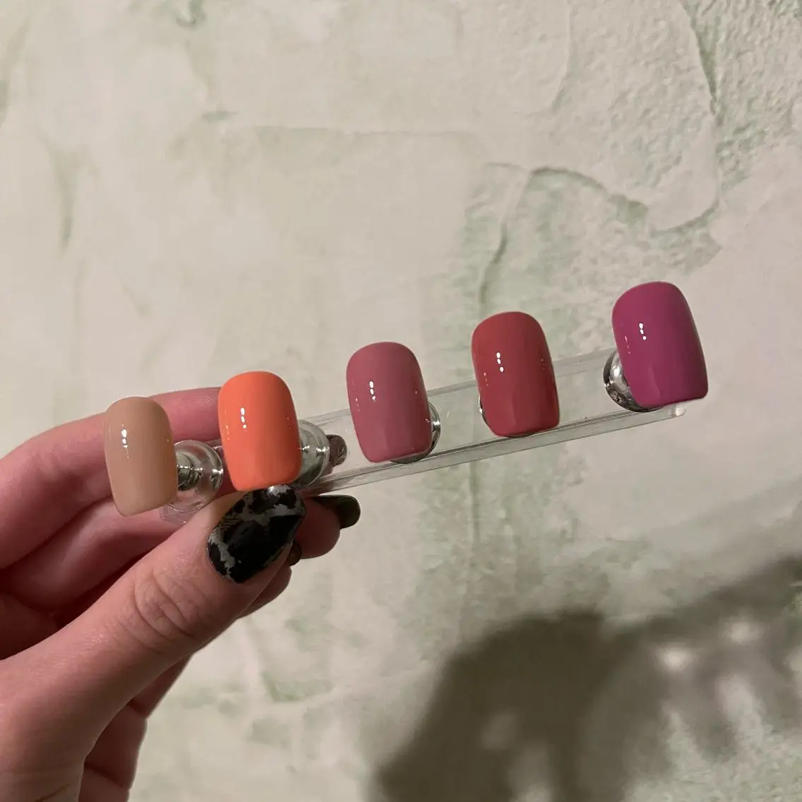ネイル ハンドネイル HENRIETTA NAILSALONのネイルデザイン